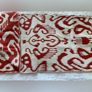 Damask Table Runner